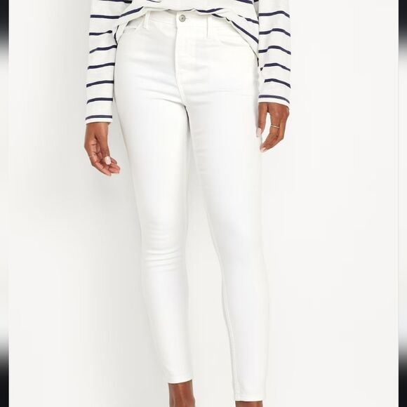 2638 NWT Old Navy High-Waisted Wow Skinny Jeans Size 8 - Picture 1 of 6
